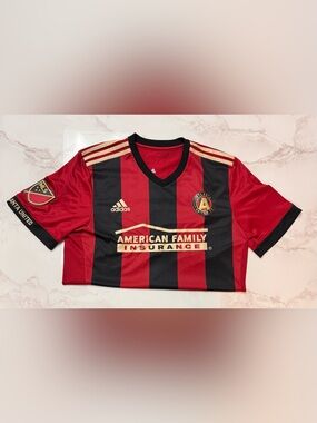 adidas Atlanta United FC Red, Black & Gold Crest Jersey